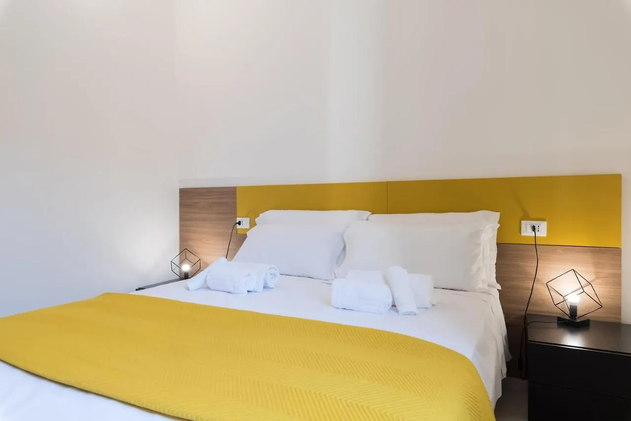 Capo Di Lucca Home - In The Historical Center With Terrace Bologne Appartement