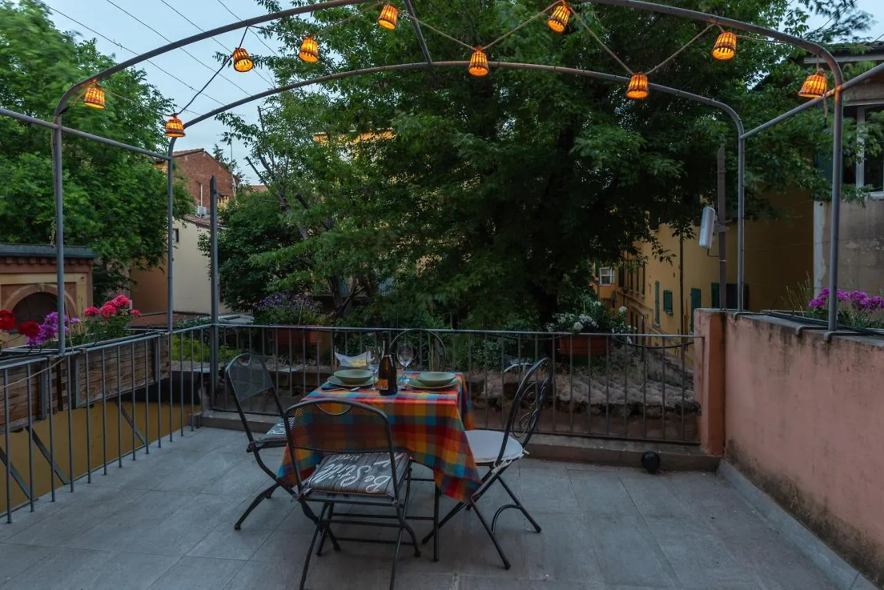Capo Di Lucca Home - In The Historical Center With Terrace Boloňa 0*,  Itálie